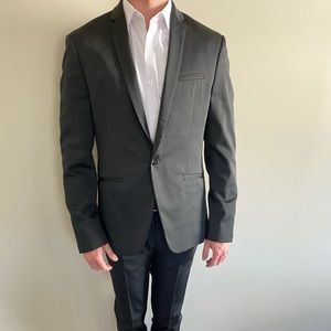 Zara suit